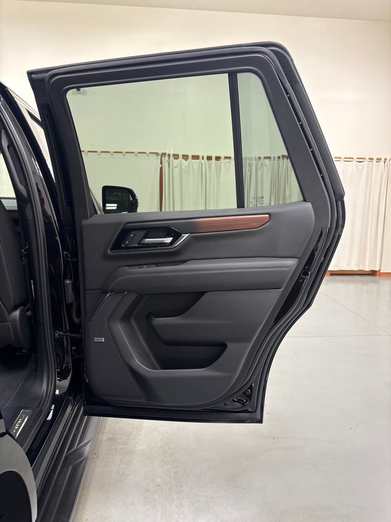 2026 GMC Yukon Denali - Photo 33