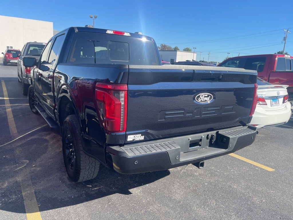2025 Ford F-150 XLT photo 4