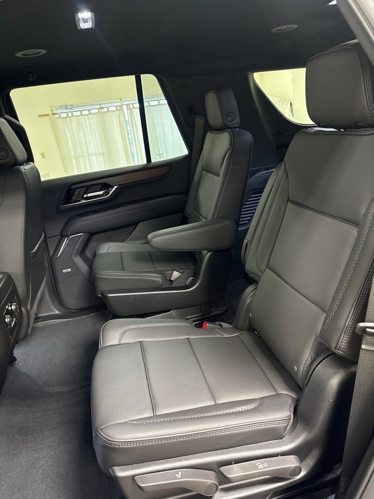 2026 GMC Yukon Denali - Photo 24