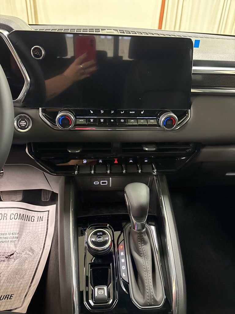 2026 GMC Canyon Elevation - Photo 12