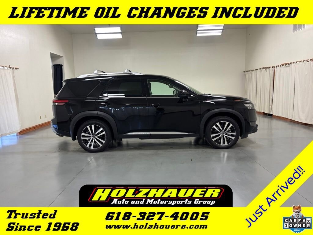 Used 2025 Nissan Pathfinder Platinum