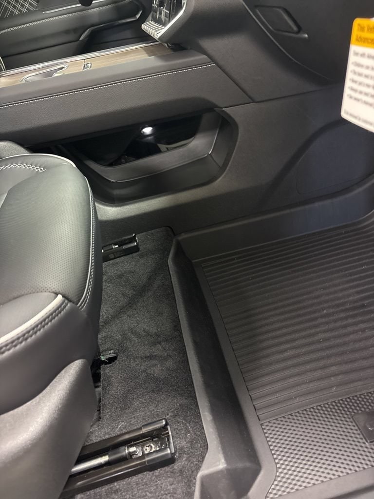 2026 GMC Acadia Denali - Photo 31