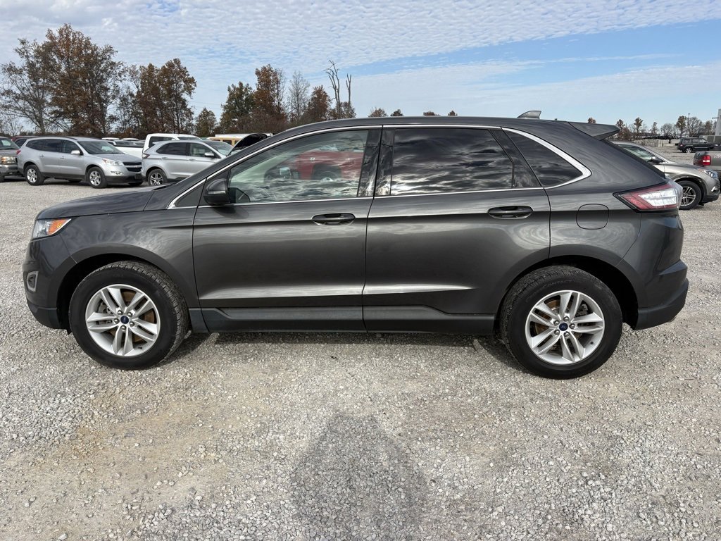 2017 Ford Edge SEL photo 3