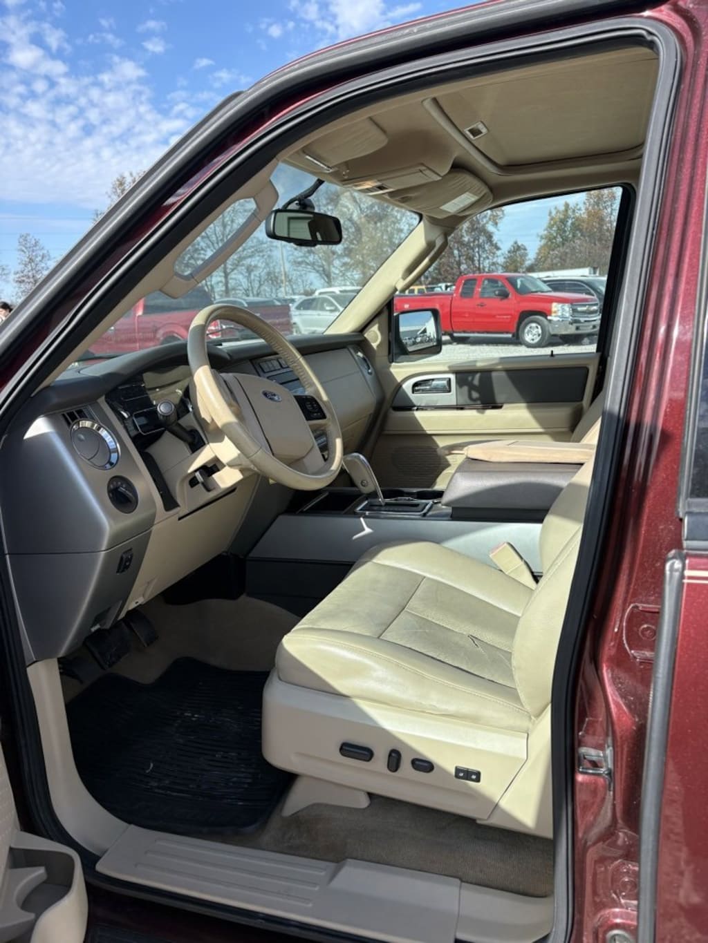 Used 2011 Ford Expedition XLT