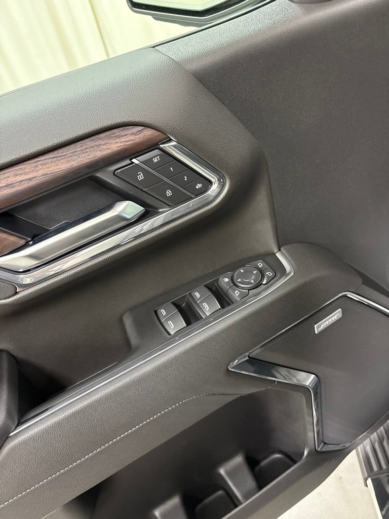 2026 GMC Sierra 1500 SLT - Photo 19