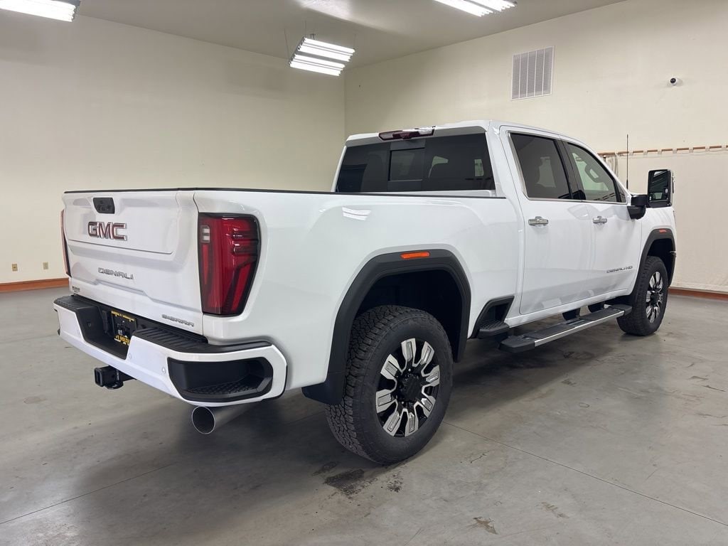 2026 GMC Sierra 2500HD Denali - Photo 8