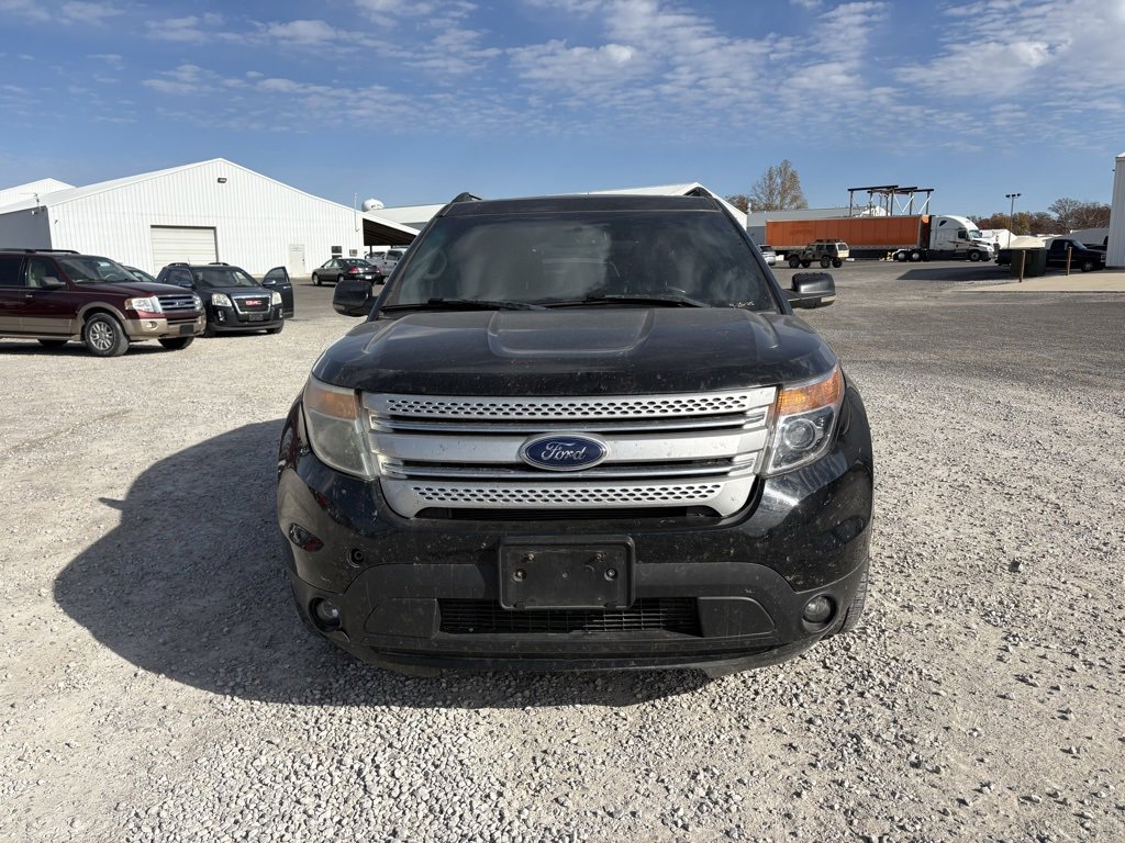 2012 Ford Explorer XLT photo 2