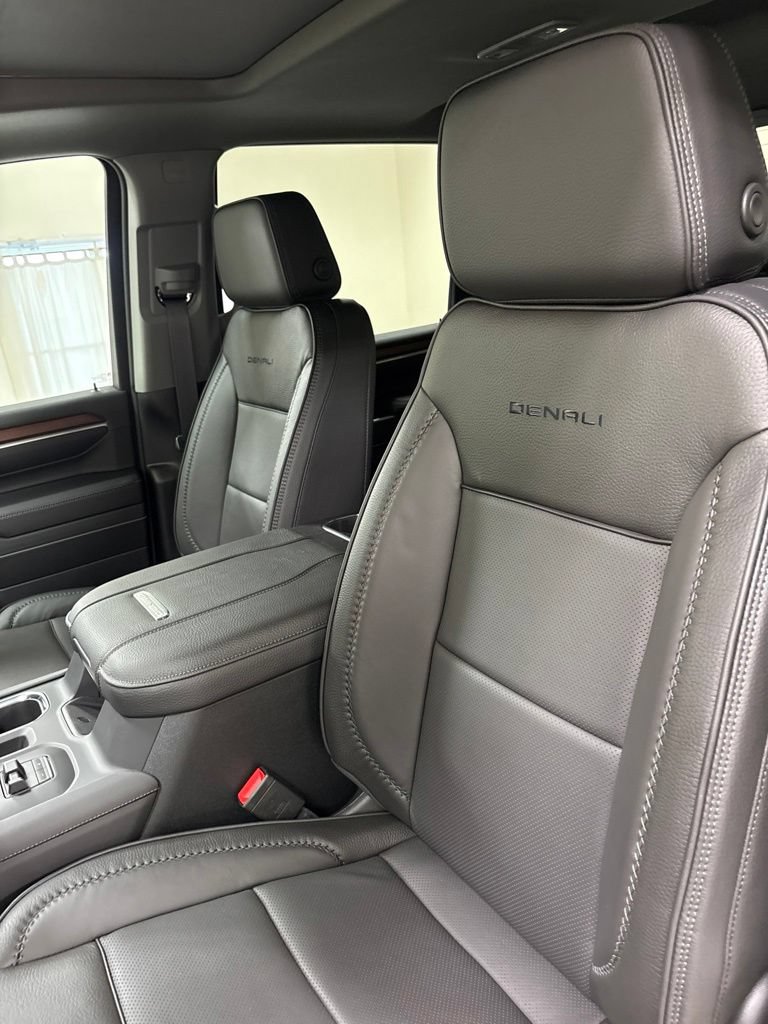 2026 GMC Sierra 2500HD Denali - Photo 17
