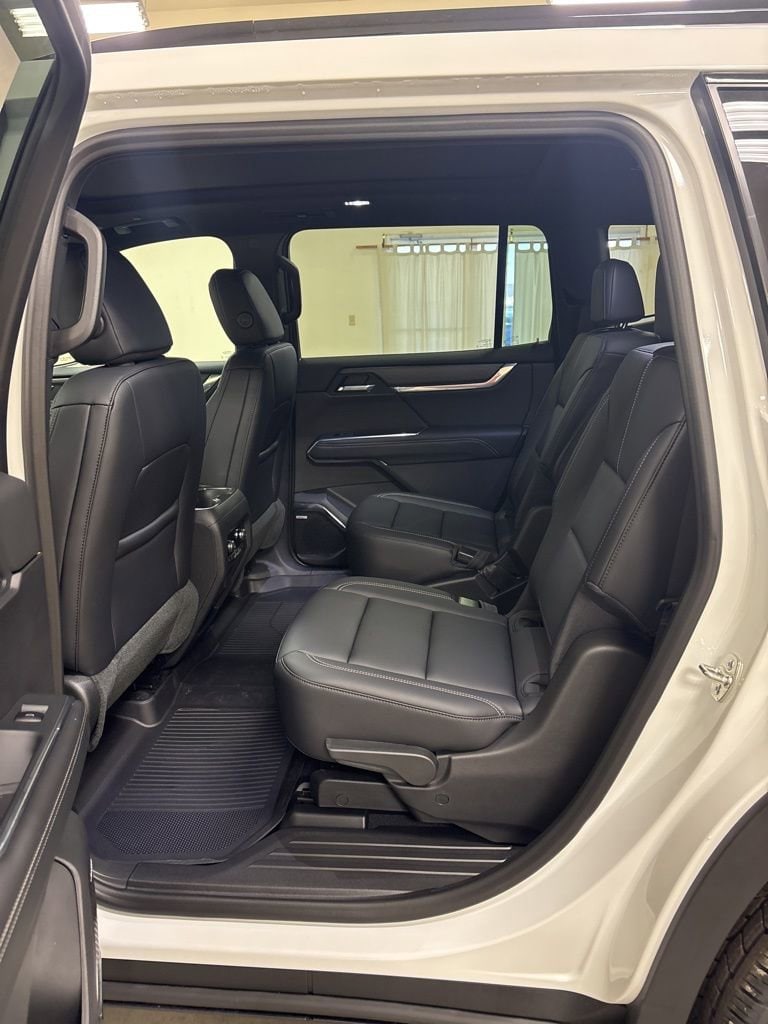 2026 GMC Acadia Elevation - Photo 23