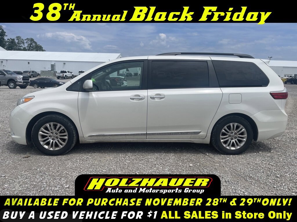 Used 2017 Toyota Sienna XLE Auto Access Seat