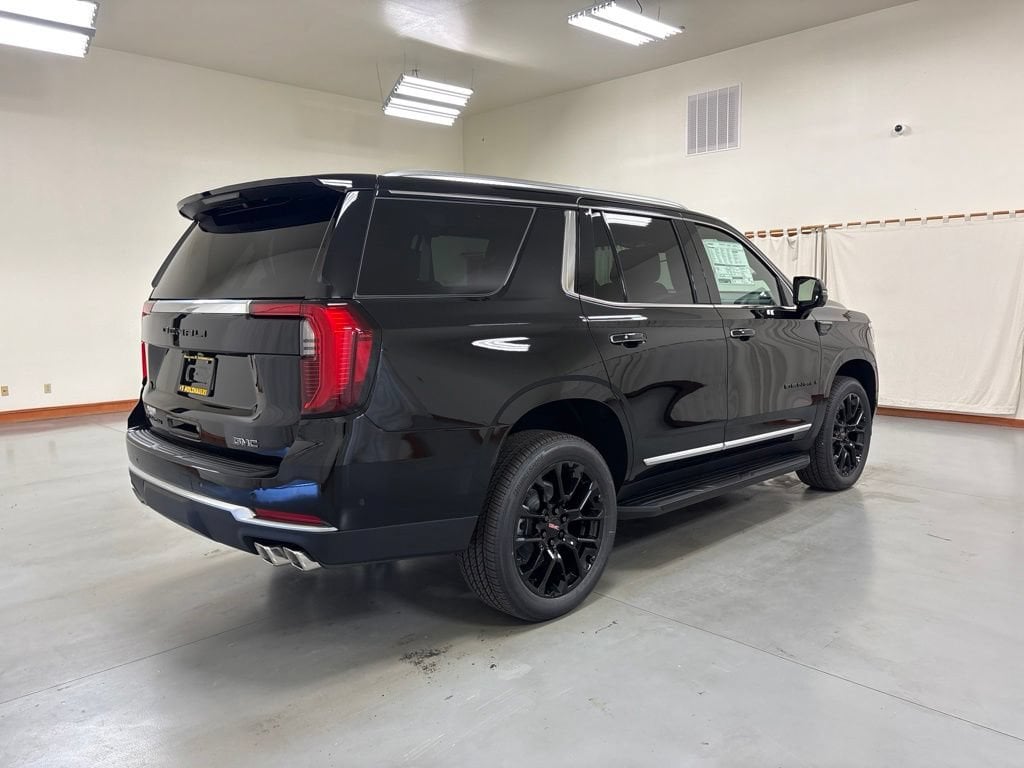 2026 GMC Yukon Denali - Photo 8
