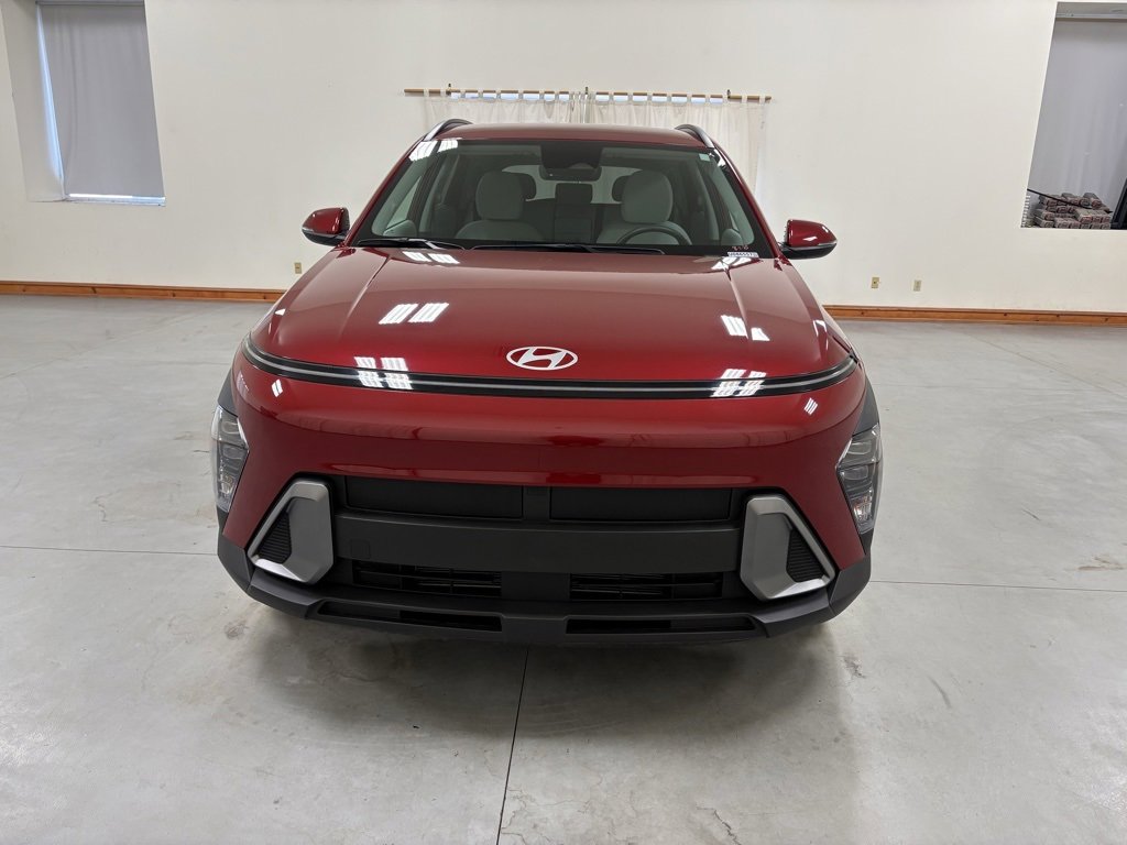 2024 Hyundai Kona SEL photo 2