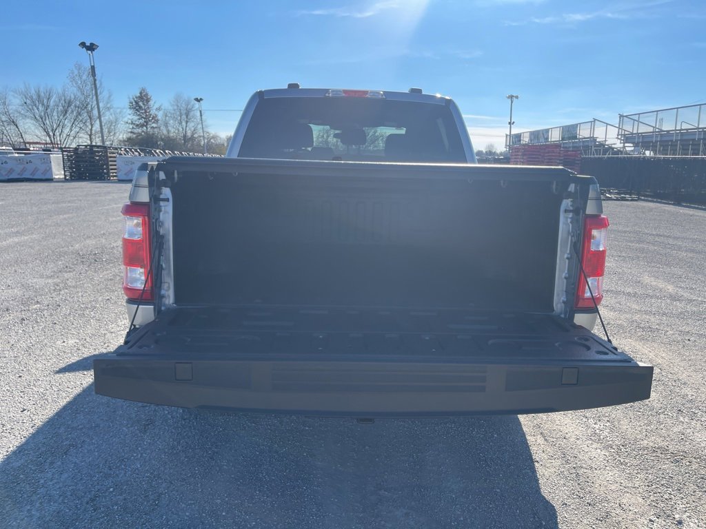 2023 Ford F-150 XL photo 2