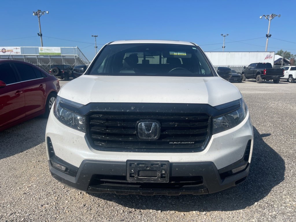 2023 Honda Ridgeline Black Edition photo 3
