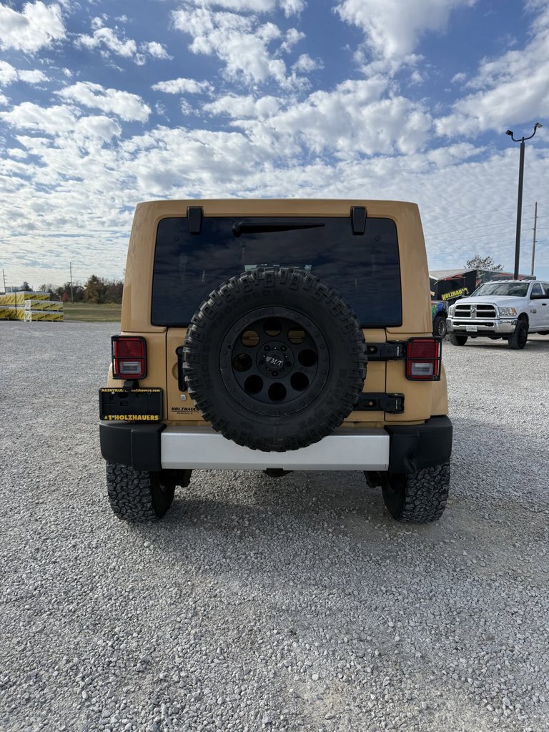 2013 Jeep Wrangler Unlimited Sahara photo 4