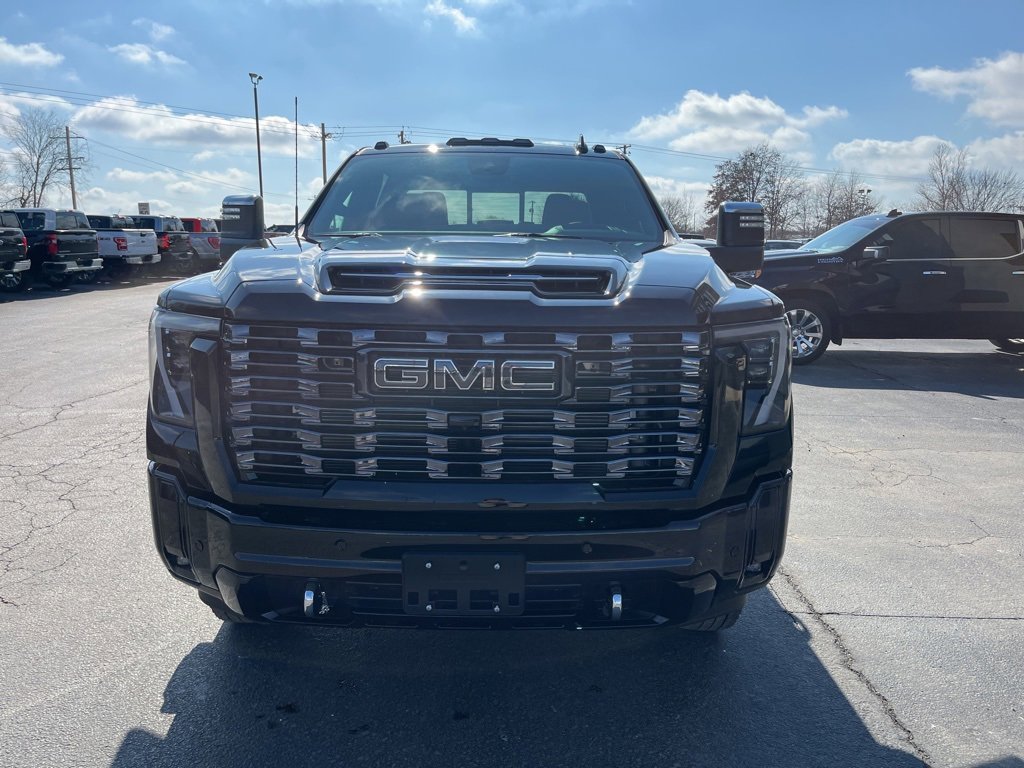 2025 Gmc Sierra 3500 HD Denali Ultimate photo 3
