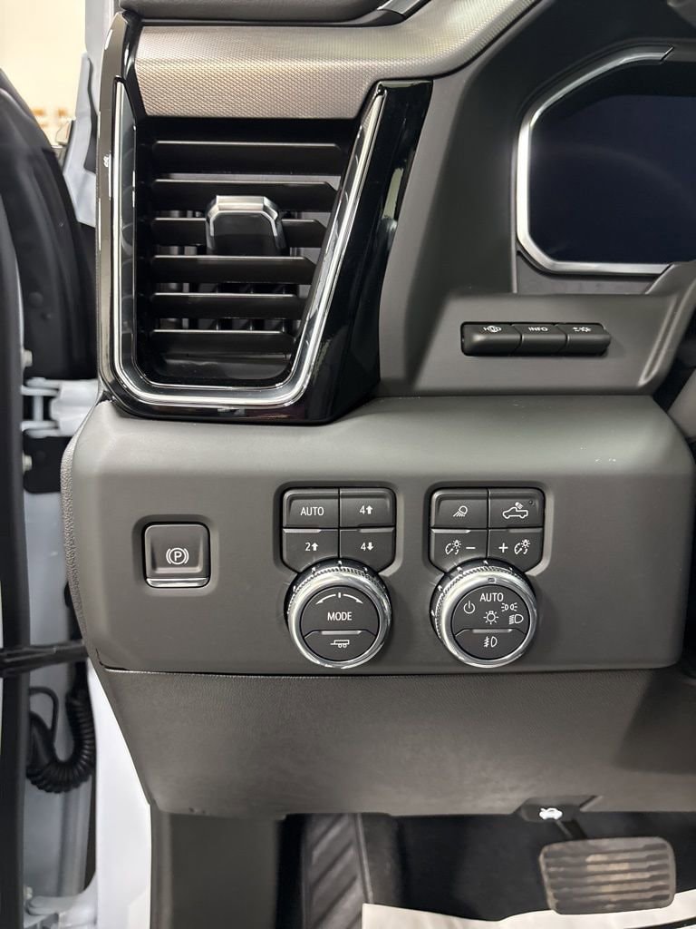2026 GMC Sierra 2500HD Denali - Photo 10