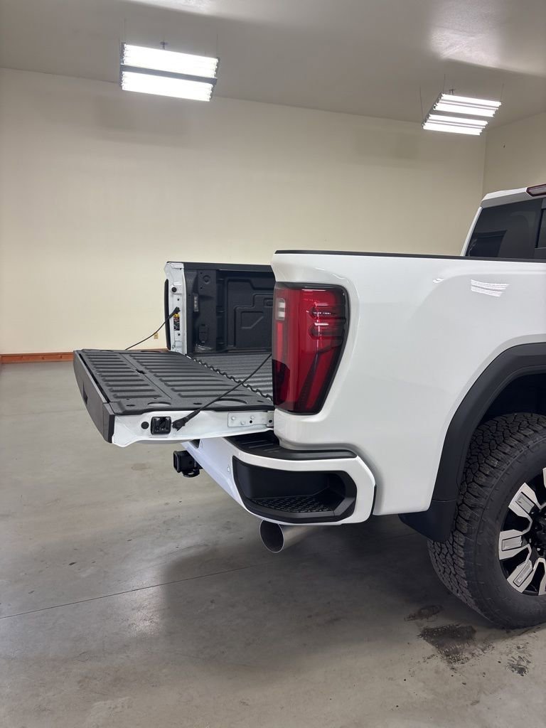 2026 GMC Sierra 2500HD Denali - Photo 29