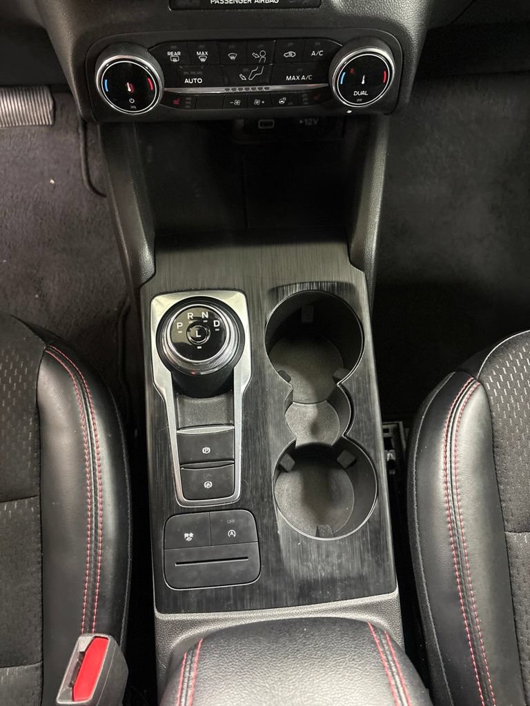 2025 Ford Escape ST-Line Select - Photo 14