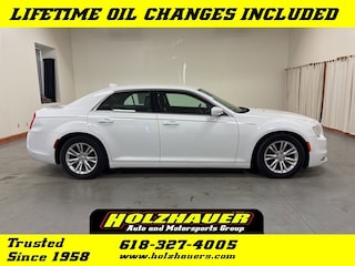 2019 Chrysler 300 Touring L for sale near Bellville IL