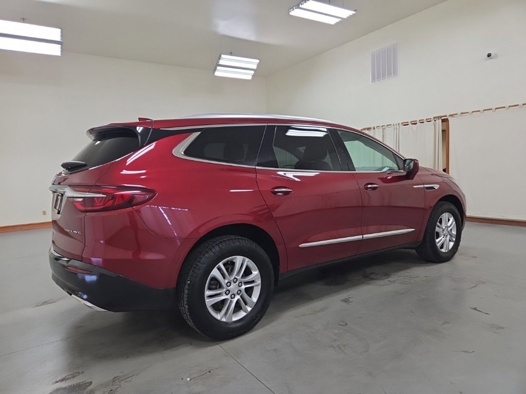 2019 Buick Enclave Essence photo 2