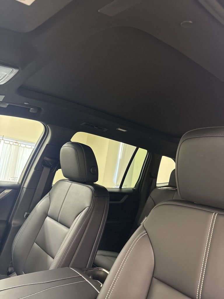 2026 GMC Acadia Elevation - Photo 17