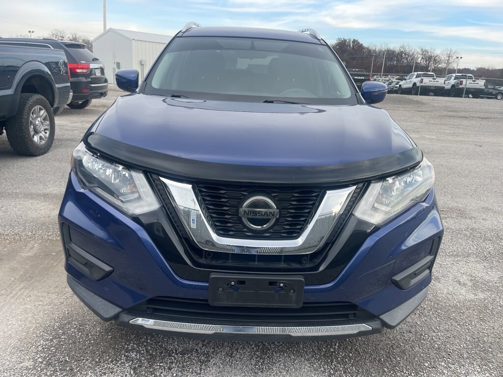 Used 2018 Nissan Rogue SV
