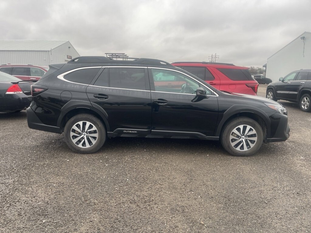 Used 2023 Subaru Outback Premium