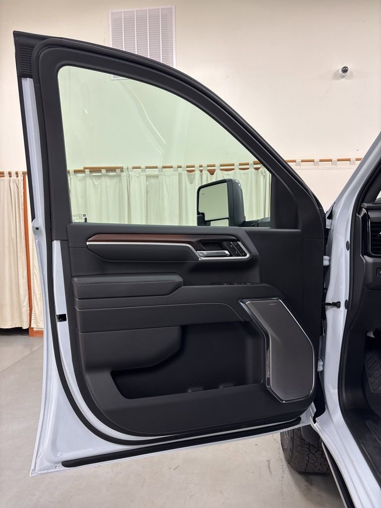 2026 GMC Sierra 2500HD Denali - Photo 18
