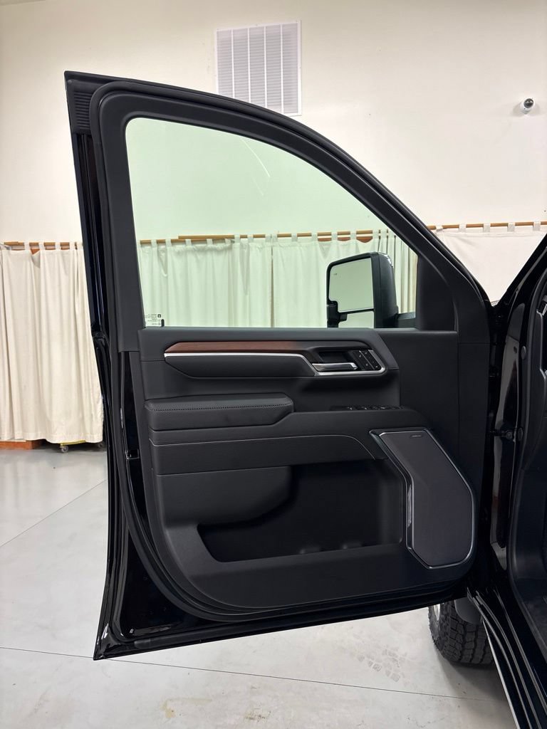 2026 GMC Sierra 2500HD Denali - Photo 18