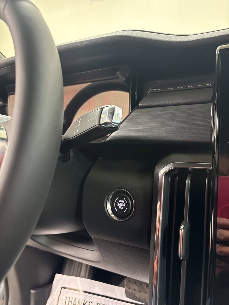 2026 GMC Acadia Elevation - Photo 15