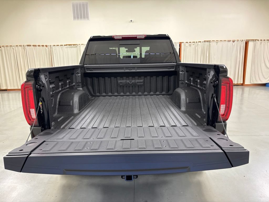 2026 GMC Sierra 1500 SLT - Photo 10