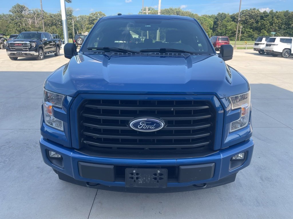 2017 Ford F-150 XLT photo 2