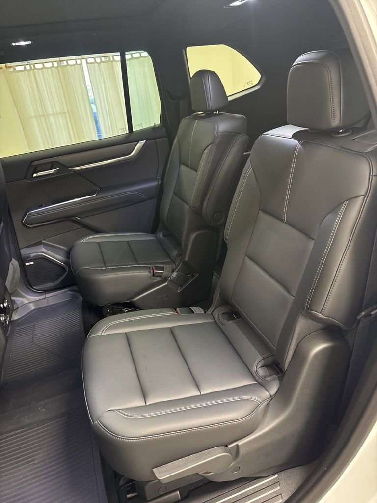 2026 GMC Acadia Elevation - Photo 24