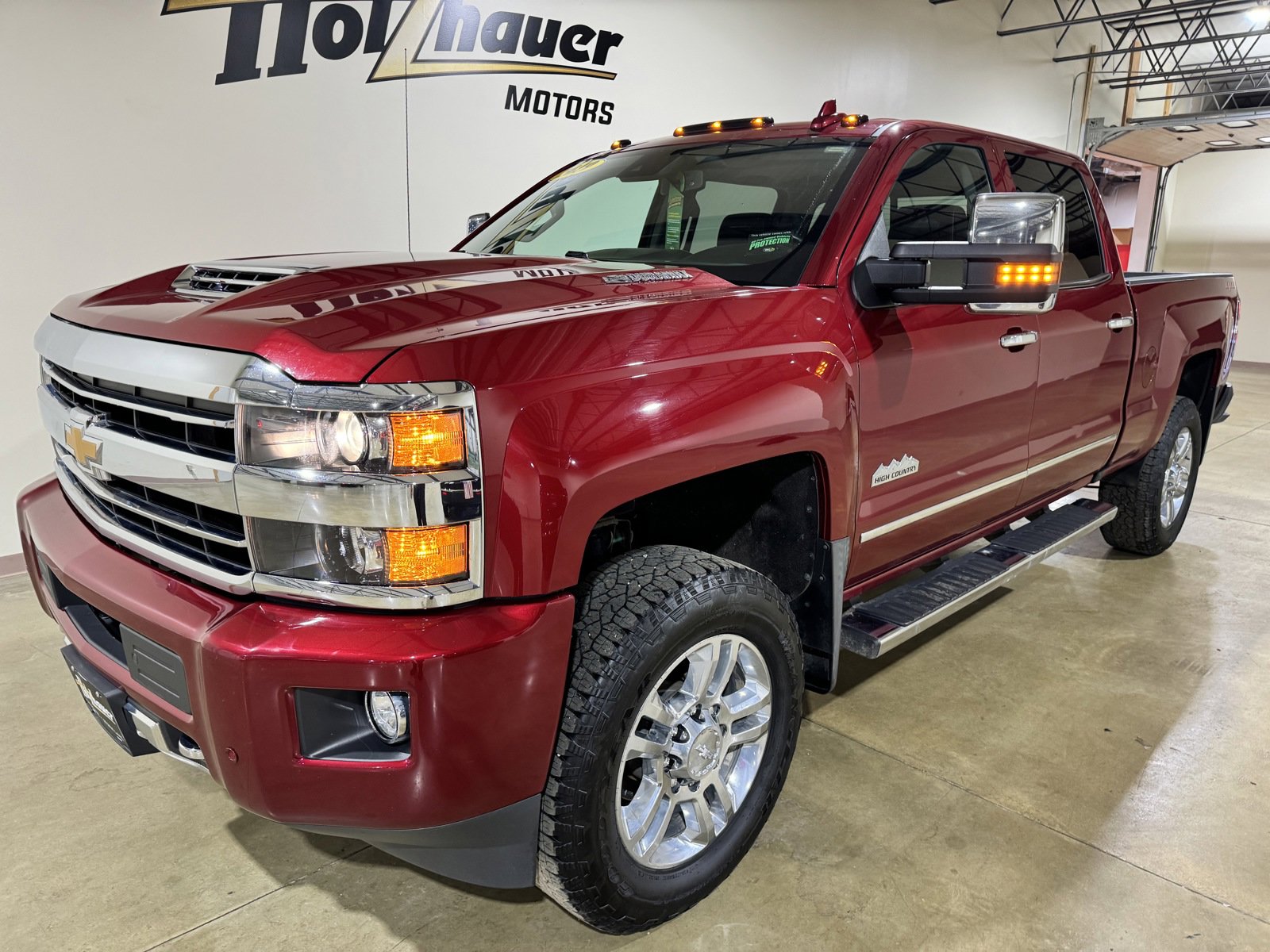 Used 2019 Chevrolet Silverado 2500HD High Country with VIN 1GC1KUEY7KF128479 for sale in Cherokee, IA