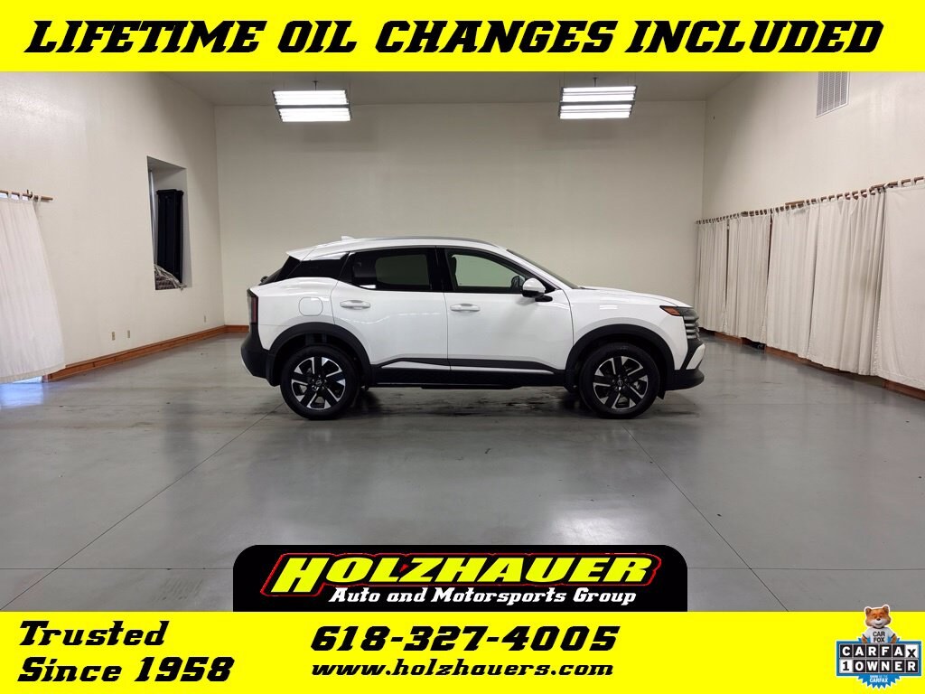 Used 2025 Nissan Kicks SR SUV