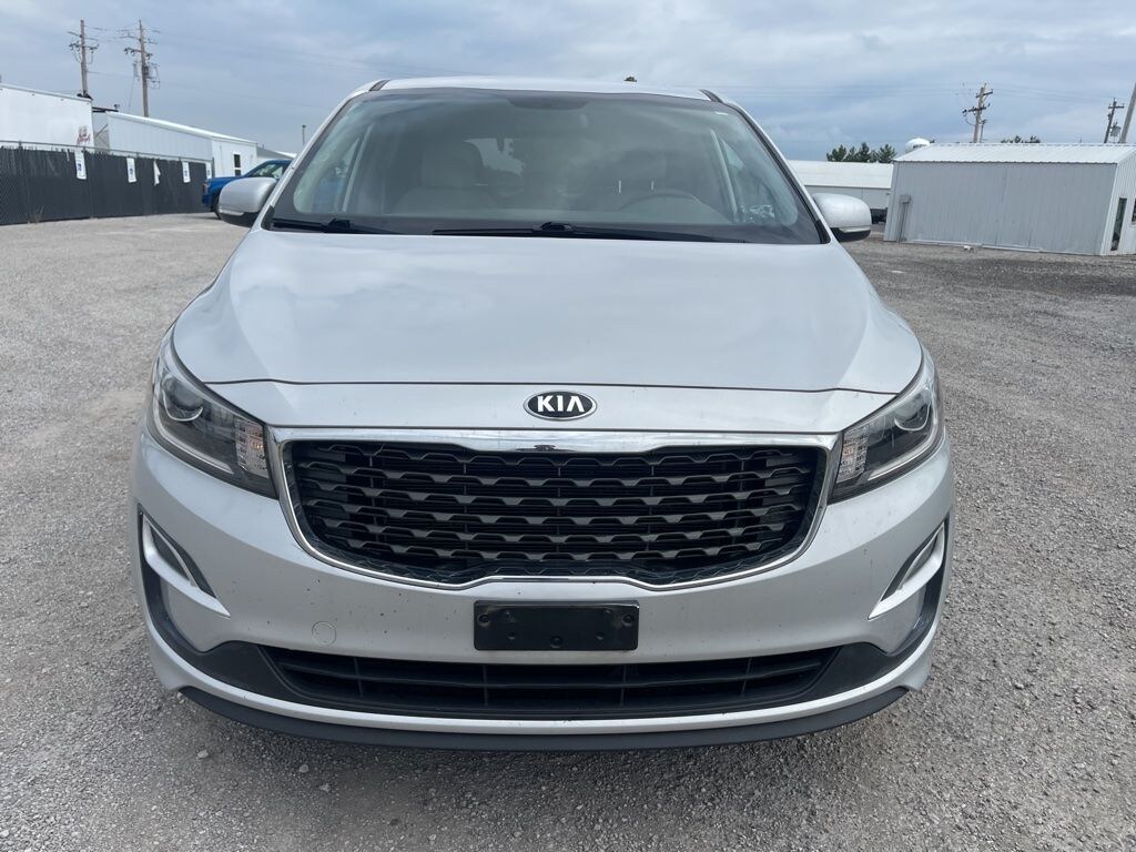 Used 2019 Kia Sedona LX Minivan/Van