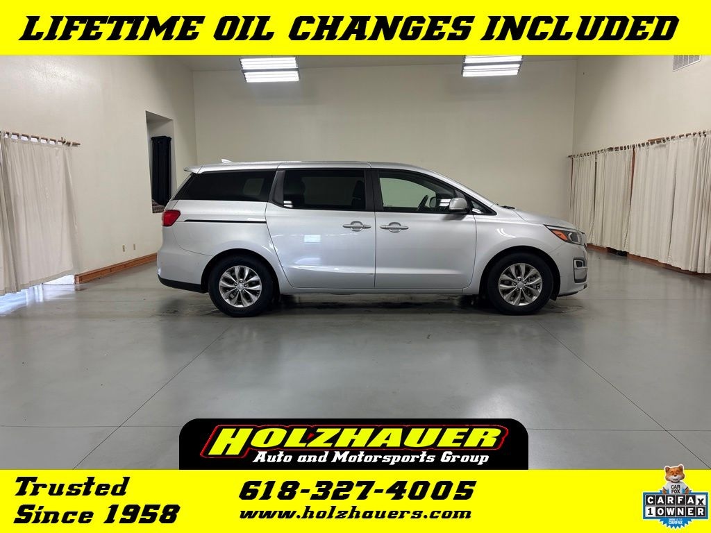 Used 2019 Kia Sedona LX Minivan/Van