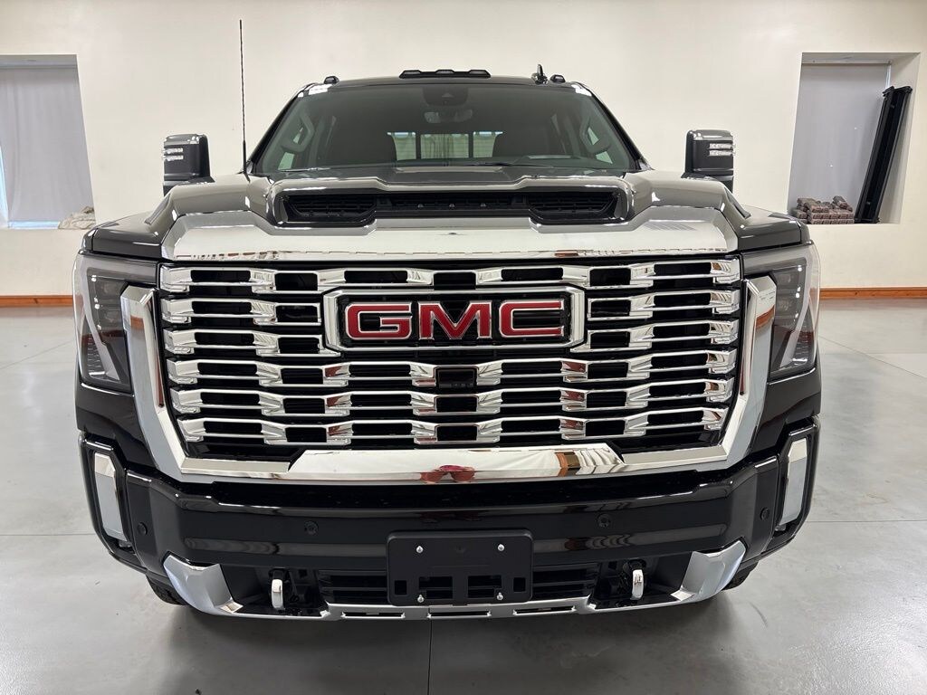 New 2026 GMC Sierra 2500 HD Denali Truck Crew Cab