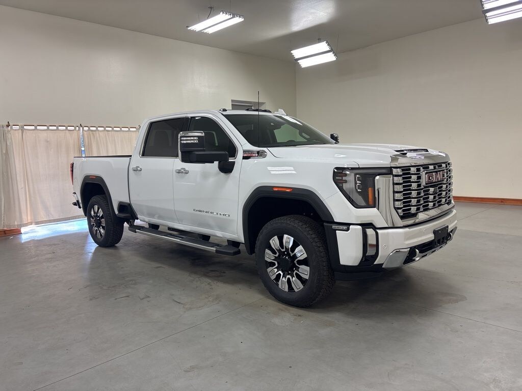 New 2026 GMC Sierra 2500 HD Denali Truck Crew Cab