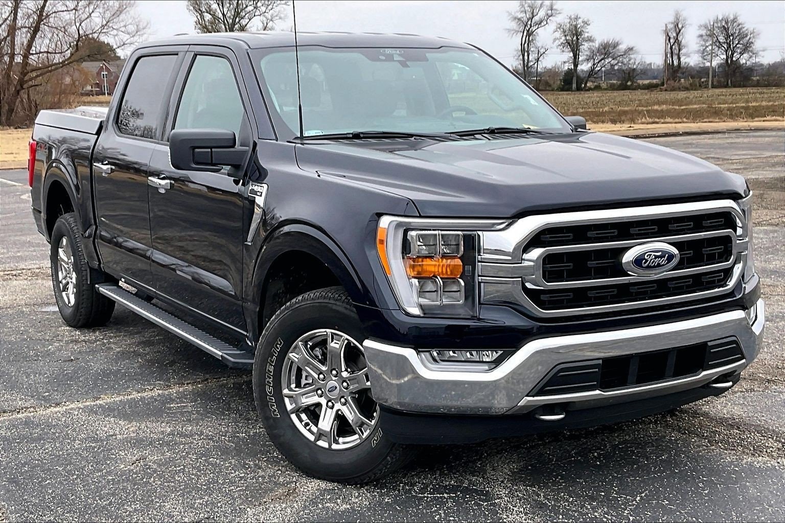 2021 Ford F-150 XLT's photo