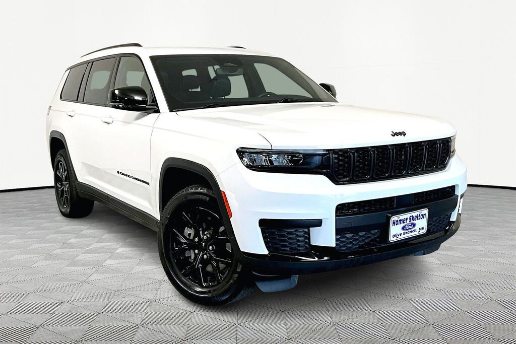 Used 2024 Jeep Grand Cherokee L Laredo SUV