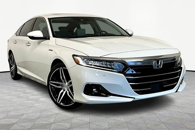 2022 Honda Accord Hybrid Touring's photo