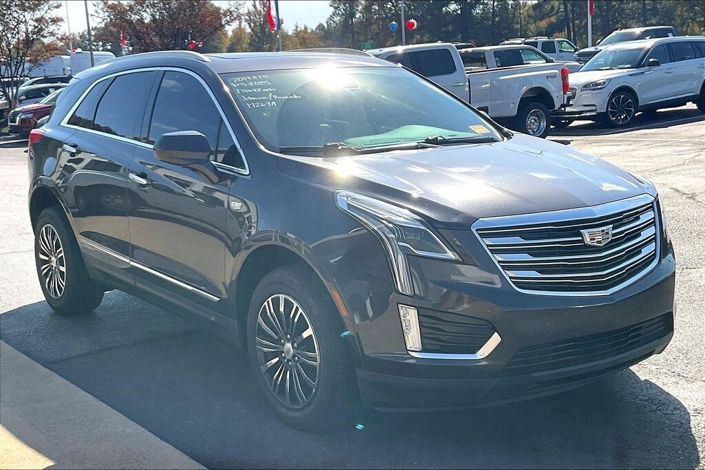 Used 2017 CADILLAC XT5 Luxury SUV