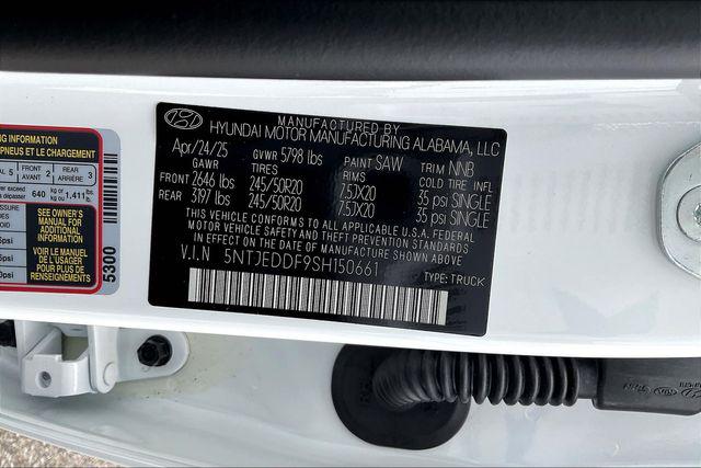 2025 Hyundai Santa Cruz Limited - Photo 13