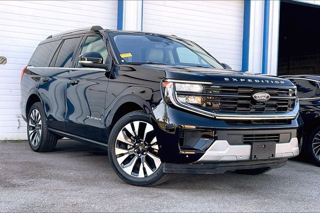 2025 Ford Expedition Platinum 4x4's photo