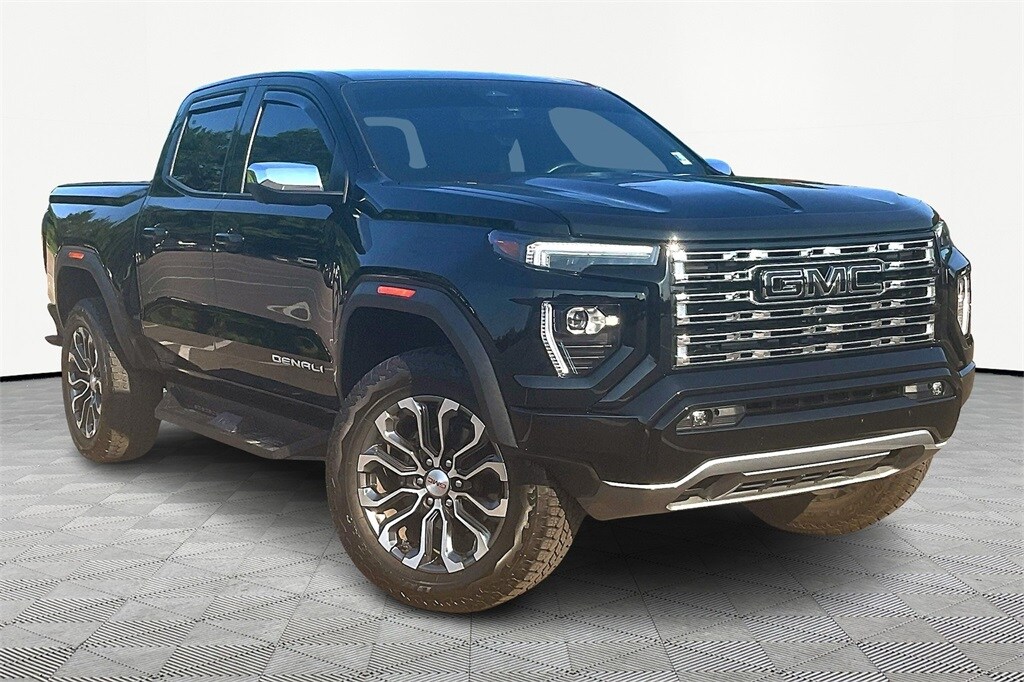 Used 2023 GMC Canyon Denali Truck Crew Cab