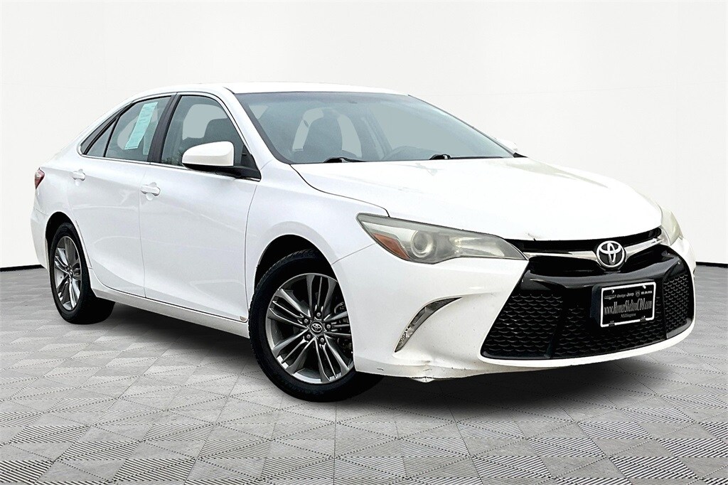 Used 2016 Toyota Camry Sedan