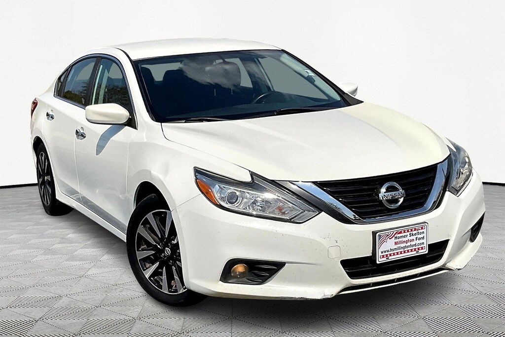 Used 2018 Nissan Altima 2.5 SV Sedan