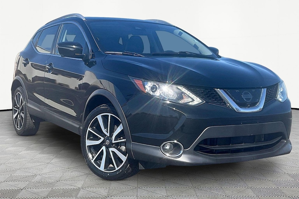 Used 2017 Nissan Rogue Sport SL SUV